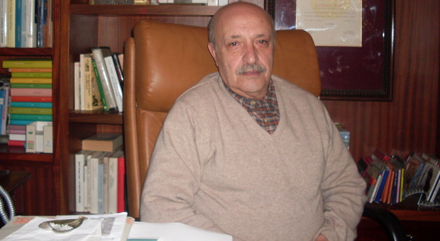 Il sindaco di Pomigliano, Raffaele Russo