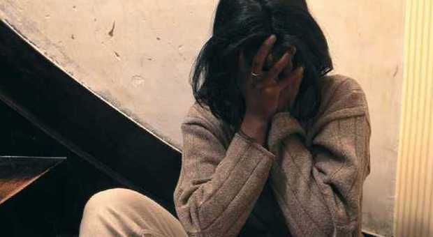 Pesaro. Violenta le figlie della moglie, la maggiore costretta a due aborti: condannato a 7 anni