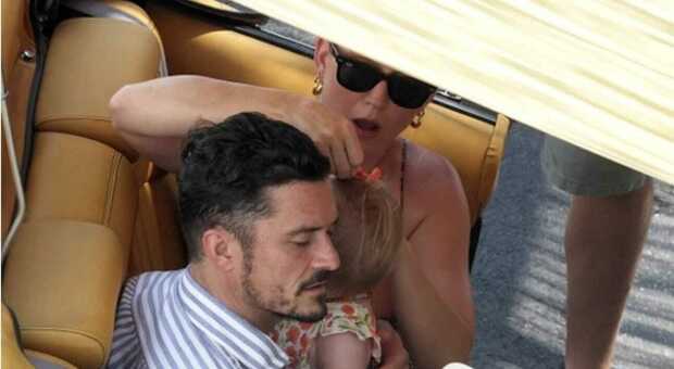 Katy Perry e Orlando Bloom turisti tra Amalfi e Positano