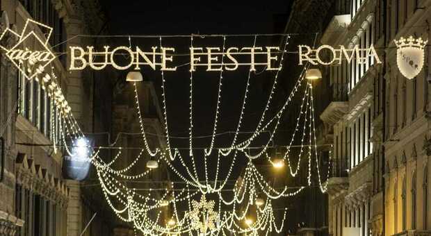 Roma, Natale a costo zero: gli sponsor delle luminarie in Centro "adotteranno" anche le strade dei Municipi. Ecco quali