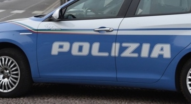 Milano, rissa con mazze e bastoni tra i gestori di due locali: tre feriti