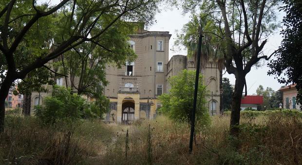 Villa Letizia a Barra, c'è il progetto per il recupero del parco ma manca l'ok della Municipalità