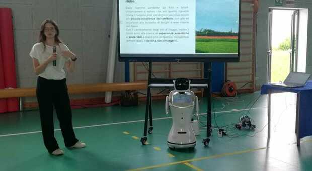 Robot guida turistica e culturale, ad Oderzo arriva Sanbot e a programmarlo sono gli studenti