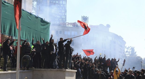 Proteste ni piazza in Albania