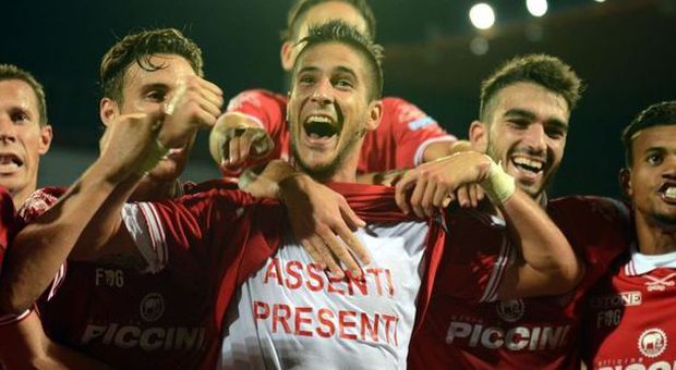 Calcio: Perugia-Bologna 2-1, super vittoria del Grifo al ritorno in B Falcinelli: «Gara perfetta»