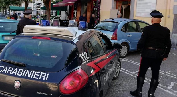 Napoli, spara al vecchio datore di lavoro e lo ferisce: arrestato