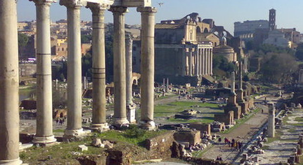 Palatino e Foro Romano, il tour mozzafiato nei «luoghi segreti» non decolla: stop alle visite