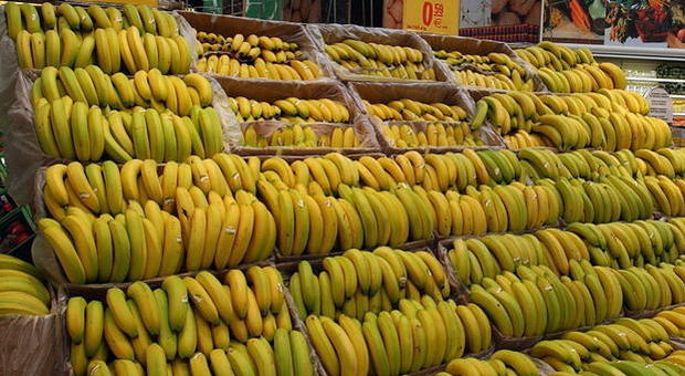 Contro i crampi estivi si devono mangiare tante banane? Un falso