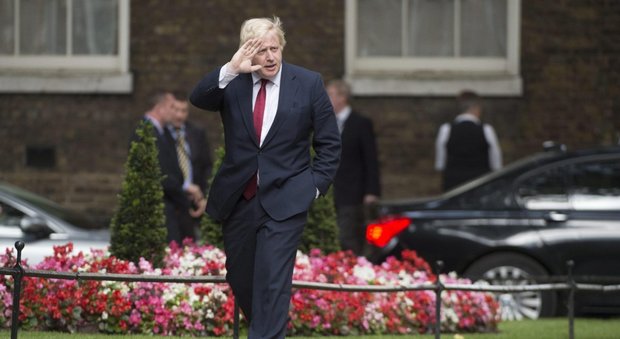 Gran Bretagna, may sceglie Boris Johnson come ministro degli Esteri. Davis alla Brexit
