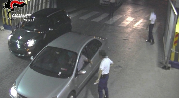 Auto rubate, clonate e rivendute: sgominato traffico tra Napoli e Valencia, 15 arresti