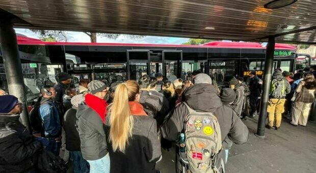 Metro A chiusa tra Termini e Ottaviano: riattivata la tratta. Cosa è successo: «Un intervento tecnico»