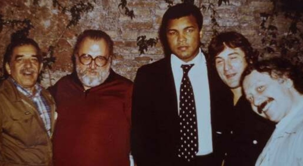 Gianni Minà, addio al giornalista amico dei grandi: da Fidel Castro a Muhammad Alì, le sue interviste nella storia