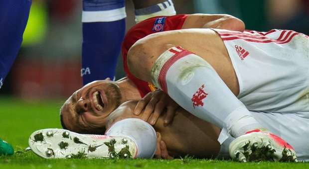 Ibrahimovic, i media inglesi: lesione del legamento, stagione finita