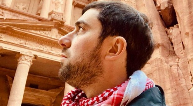 Alessandro Parini, chi è la vittima italiana dell'attentato di Tel Aviv: era partito stamattina per la vacanza con gli amici