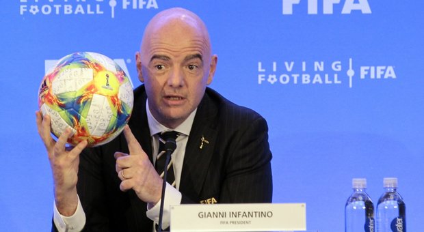 Fifa, dal 2021 Mondiale per club a 24 squadre, ma l'Uefa è contraria. Via libera al progetto 48 squadre già per Qatar 2022