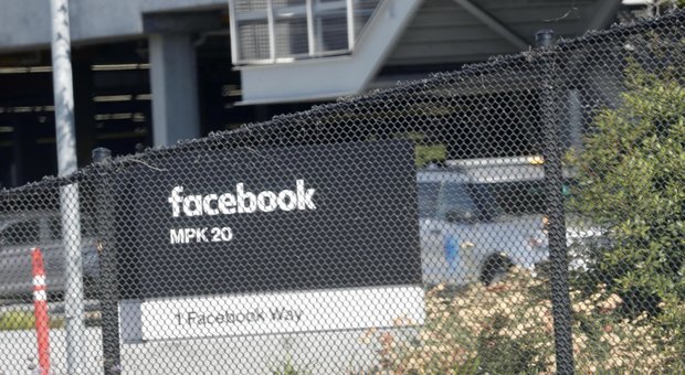 Facebook, allarme Sarin: evacuato il quartier generale