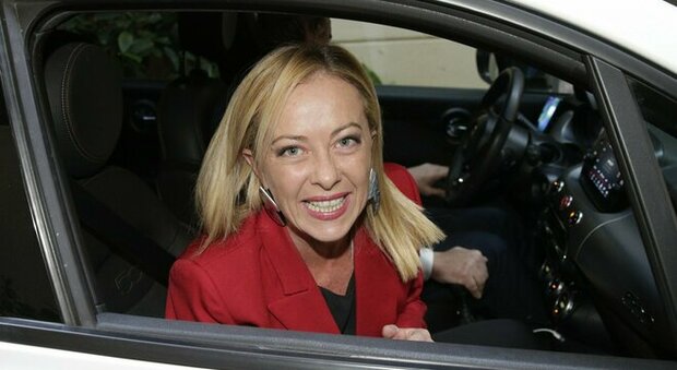 immagine Giorgia Meloni, giornata di incontri nella sede di Fratelli d'Italia