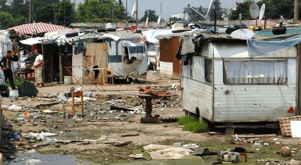 Campi rom, c'è la mappa: «Oltre 2mila senza nome abitano in 338 favelas» I numeri quartiere per quartiere