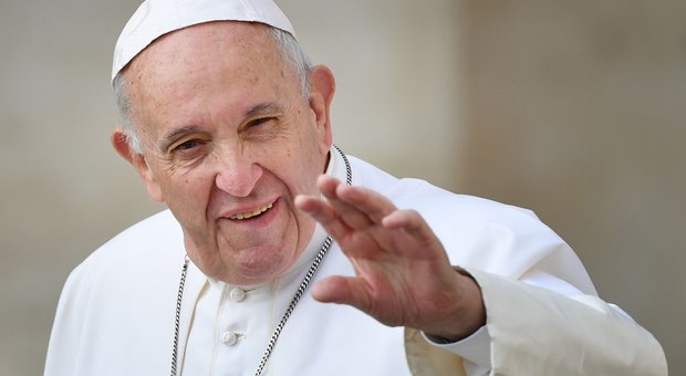 Il papa al parroco: «Pronto, sono Francesco. Venite a trovarmi a Roma»