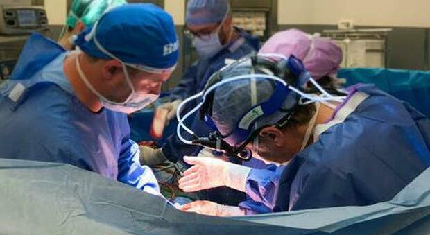Infermiera 26enne perde la gamba per un tumore: «Ho ignorato il dolore per concentrarmi sui pazienti malati di covid»