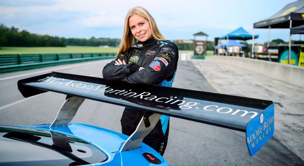 Christina Nielsen, 24 anni figlia d'arte (il padre, Lars Erik, è stato tre volte terzo tra il 2006 ed il 2008 a Le Mans con Porsche e Ferrari nella GT2)