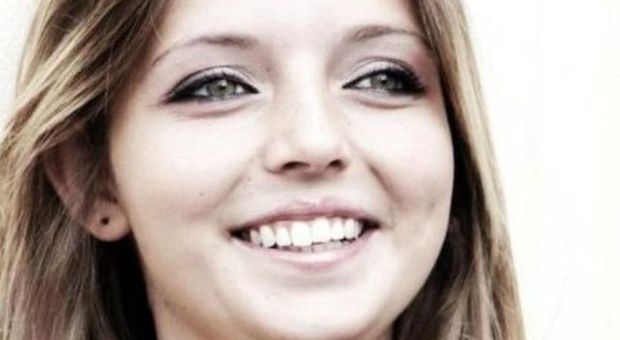 Federica, morta a 16 anni a Bracciano. La perizia choc: "Non fu miocardite, fu trascinata nel lago e annegata"