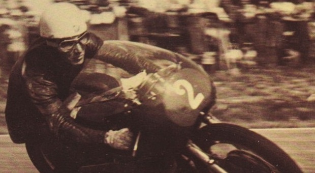 Carlo Ubbiali morto a 90 anni, addio alla leggenda del motociclismo del dopoguerra