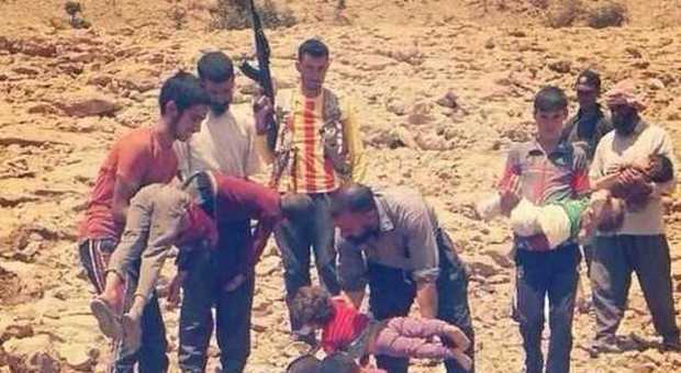 Bimbi Yazidi morti di fame e sete dopo essere fuggiti sulle montagne