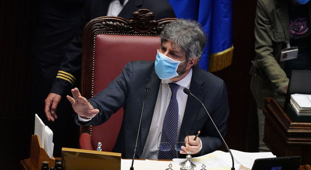 Elezioni comunali a Napoli, Pd e M5S partono da Fico: «Ora una legge speciale»