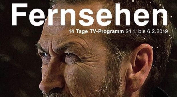 La serie tv italiana con Marco Giallini arriva in Germania, ma sulla copertina c'è una bestemmia