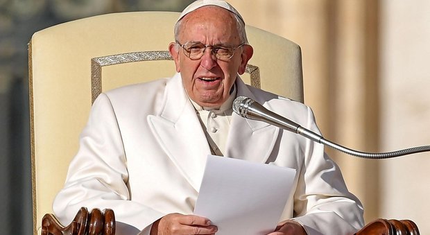 Fake news, Papa Francesco: «Sono un pericolo sociale, odio e arroganza dilagano»