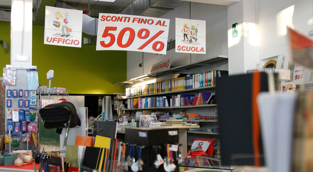 I negozi Testolini chiudono dopo 98 anni: scattano i licenziamenti a Venezia e Mestre