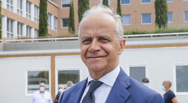 Ministro dell'Interno, Matteo Piantedosi: chi è il prefetto della festa azzurra dopo gli Europei