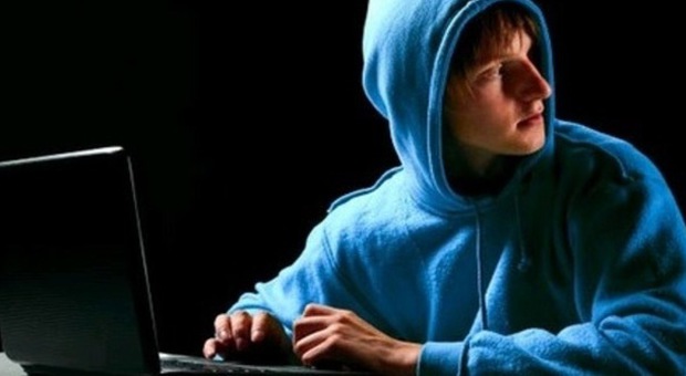 Studente hacker manomette il registro elettronico per evitare la bocciatura