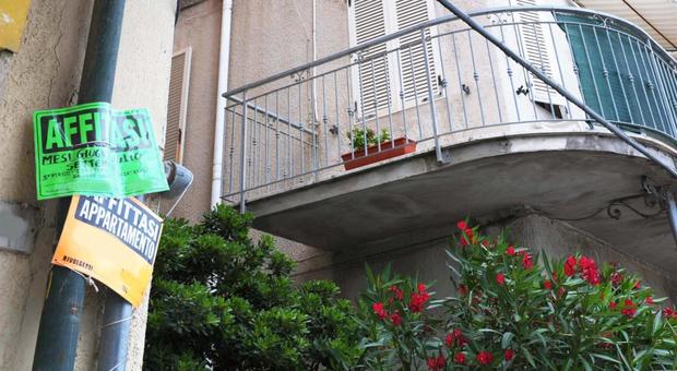 «Cerco casa da settembre». Palermo, niente affitto a una studentessa trans