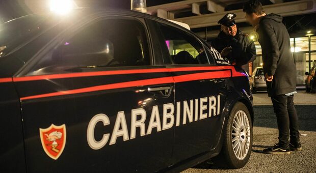 Perugia, coppia di medici rapinata da finti carabinieri sul Raccordo