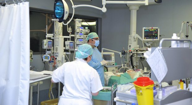 Medici anestesisti al lavoro