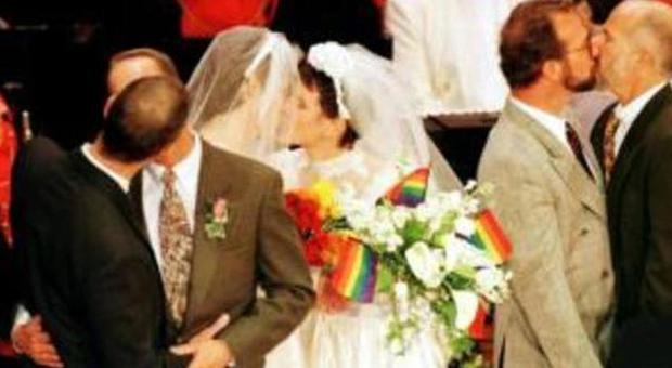 Matrimoni gay, si accende la polemica in città e in provincia