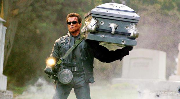 Una scena di Terminator con Arnold Schwarzenegger