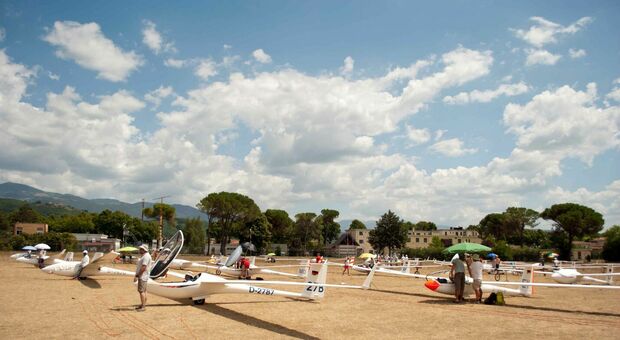 Mondiali di volo a vela, l'Aero club Italia candida Rieti per il 2027. C'è da vincere la concorrenza della francese Vinon