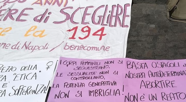 «Napoli, meno consultori e più obiettori: abortire diventa sempre più complicato»