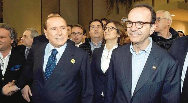 Forza Italia, Parisi vira al centro per sfidare Renzi e isolare Salvini