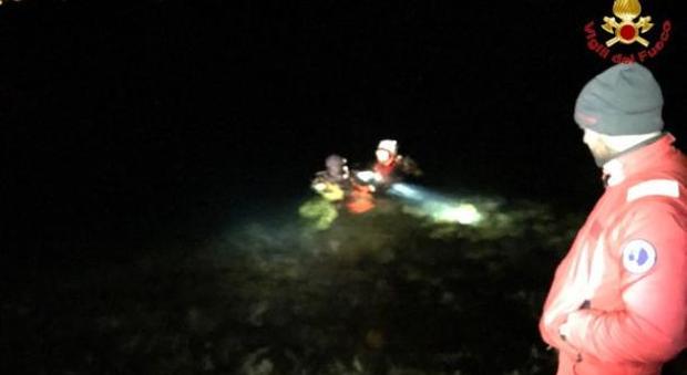 Cadavere recuperato nelle acque del Lago Maggiore: è giallo