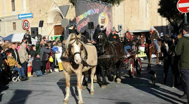 Annullata l’edizione 2021 dei “Cavalli infiocchettati”. Il 17 gennaio una Messa in onore di Sant’Antonio Abate