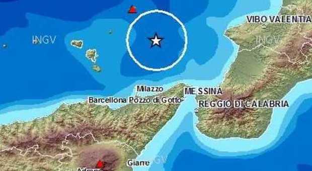 Terremoto, forte scossa con epicentro a Lipari: "Magnitudo 4.5, molto profondo"