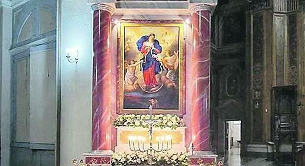 Pietà dei Turchini, a Napoli c'è il trono-altare per la Madonna che scioglie i nodi