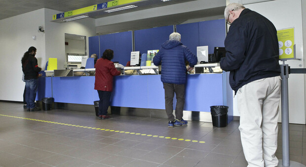 Finti operatori delle poste rubano 25mila euro da conto corrente