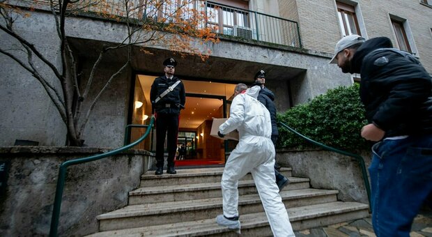 Milano, donna trovata morta nel suo appartamento in centro: ferite alla testa