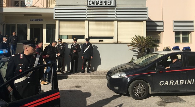 Campania. Scaraventarono donna dall'auto: fermati i due rapinatori | Video