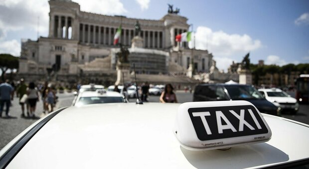 Taxi, il piano dei sindacati: pronto sciopero contro il decreto Omnibus se non si modificano le licenze